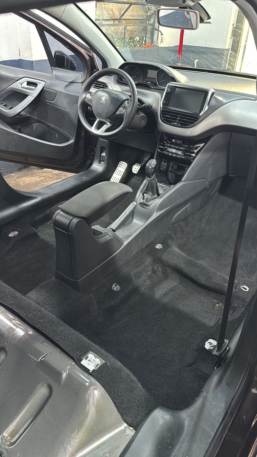 Detallado interior – Peugeot 208